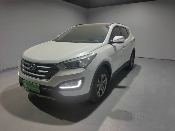 Hyundai Santa Fe 2015 2.0T Automatic All-Wheel Drive Smart Version 5 Seats