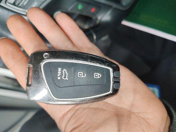 Hyundai Santa Fe 2015, 93400 км, за 6615 USD - фото 18