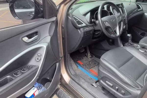 Hyundai Santa Fe 2017, 174300 км, за 9776 USD - фото 19