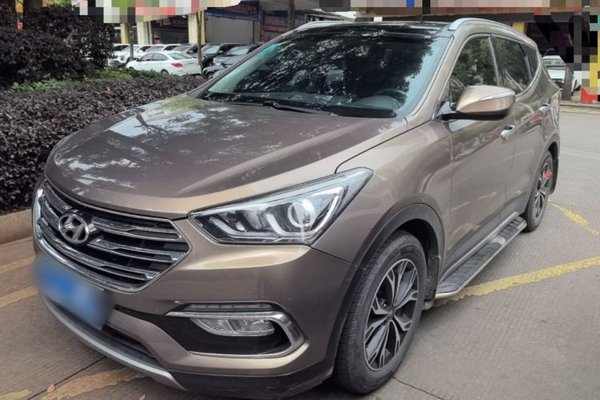 Hyundai Santa Fe · 2017 год
