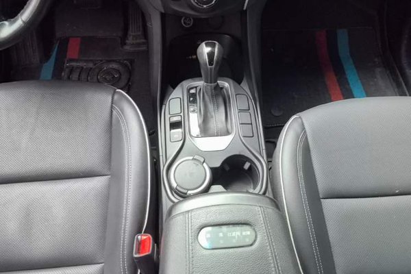 Hyundai Santa Fe 2017, 174300 км, за 9776 USD - фото 17
