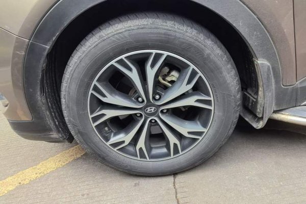 Hyundai Santa Fe 2017, 174300 км, за 9776 USD - фото 8