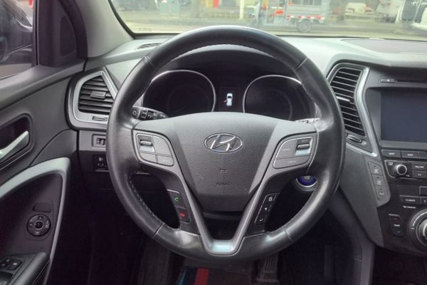 Hyundai Santa Fe 2017, 174300 км, за 9776 USD - фото 14