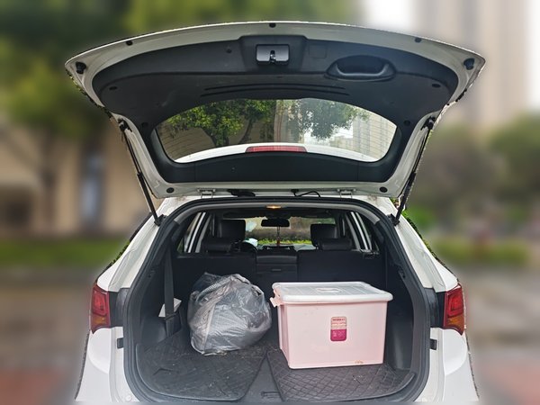 Hyundai Santa Fe 2017, 108600 км, за 7106 USD - фото 15