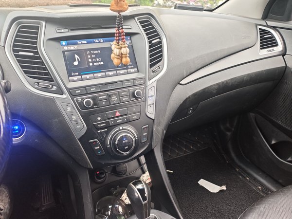 Hyundai Santa Fe 2017, 108600 км, за 7106 USD - фото 20