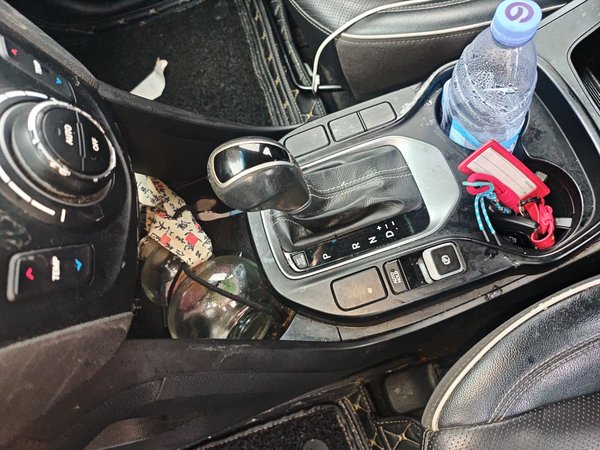 Hyundai Santa Fe 2017, 108600 км, за 7106 USD - фото 9