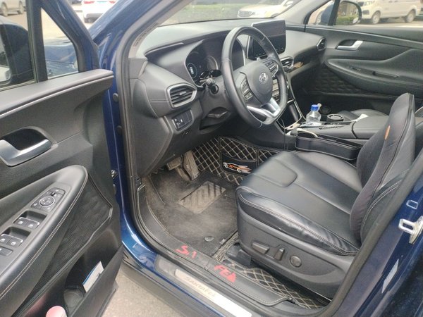 Hyundai Santa Fe 2019, 107800 км, за 10054 USD - фото 17