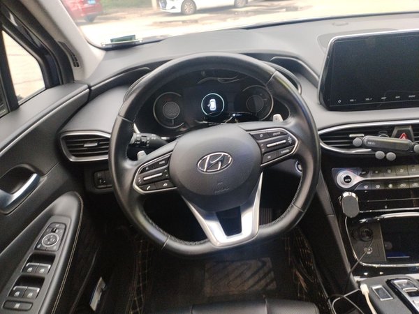 Hyundai Santa Fe 2019, 107800 км, за 10054 USD - фото 11