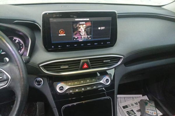 Hyundai Santa Fe 2019, 43099 км, за 14389 USD - фото 14