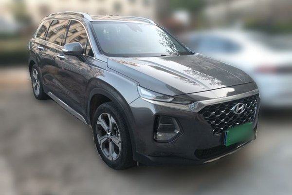 Hyundai Santa Fe 2019, 43099 км, за 14389 USD