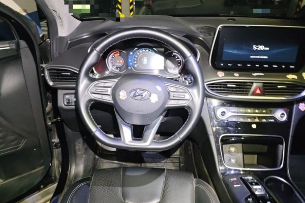 Hyundai Santa Fe 2020, 50000 км, за 12160 USD - фото 11