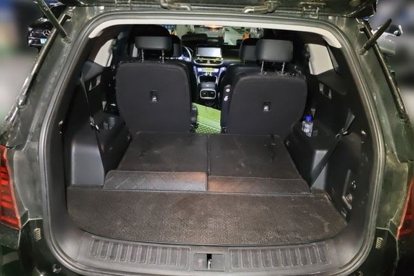 Hyundai Santa Fe 2020, 50000 км, за 12160 USD - фото 20