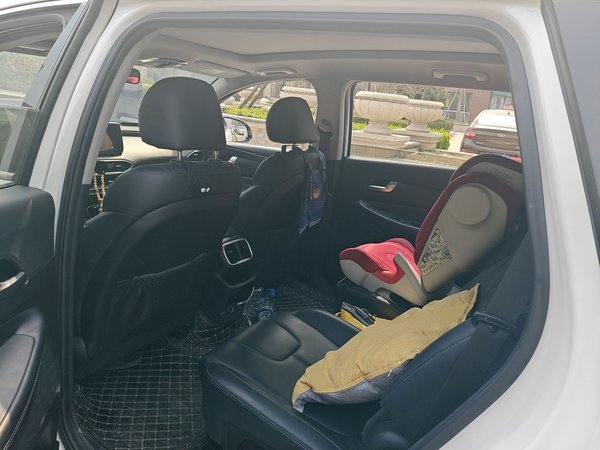 Hyundai Santa Fe 2020, 29100 км, за 17455 USD - фото 6