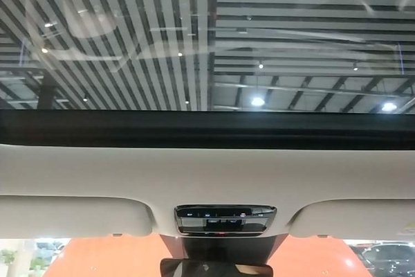 Hyundai Santa Fe 2024, 2100 км, за 32628 USD