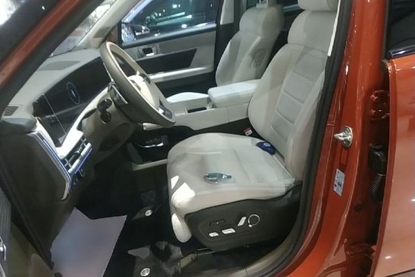 Hyundai Santa Fe 2024, 2100 км, за 32628 USD - фото 24