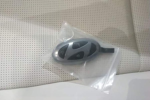 Hyundai Santa Fe 2024, 2100 км, за 32628 USD