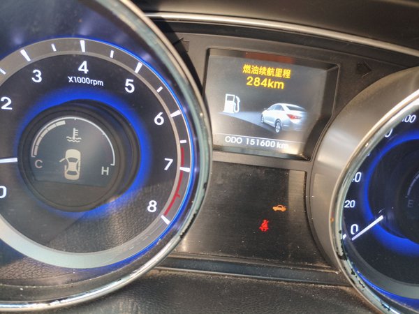 Hyundai Sonata 2014, 151600 км, за 4893 USD - фото 13