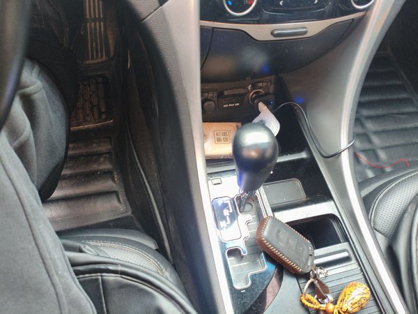 Hyundai Sonata 2014, 151600 км, за 4893 USD - фото 15