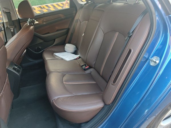 Hyundai Sonata Plug-in Hybrid 2018, 80500 км, за 8319 USD - фото 18