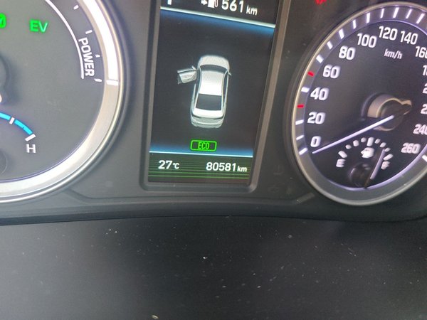 Hyundai Sonata Plug-in Hybrid 2018, 80500 км, за 8319 USD - фото 13