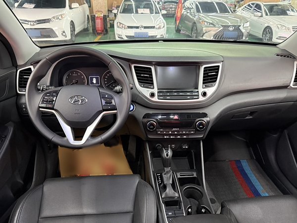 Hyundai Tucson 2015, 136300 км, за 6548 USD - фото 10