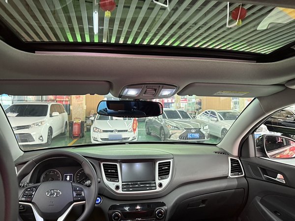 Hyundai Tucson 2015, 136300 км, за 6548 USD - фото 15