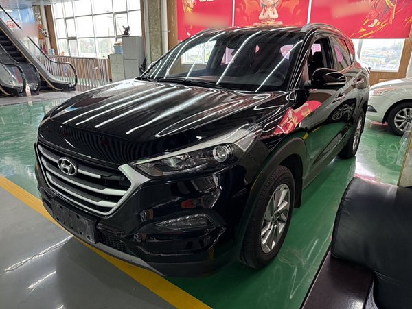 Hyundai Tucson 2015 1.6T Dual-Clutch Two-Wheel-Drive Smart Model, 2015 года