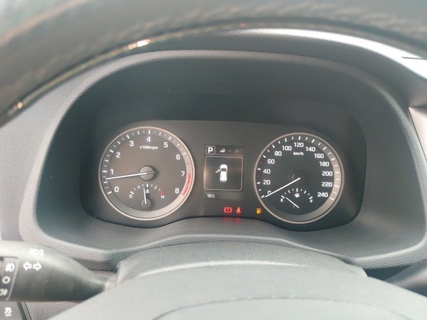 Hyundai Tucson 2015, 101600 км, за 7809 USD - фото 11