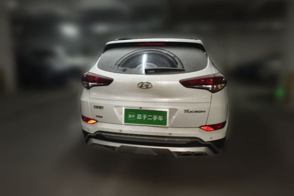 Hyundai Tucson 2015, 104100 км, за 8139 USD - фото 18
