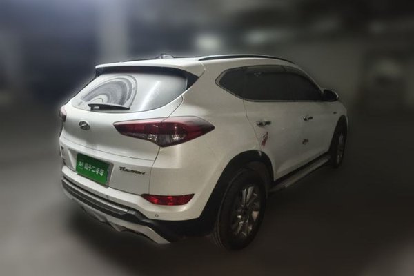 Hyundai Tucson 2015, 104100 км, за 8139 USD - фото 19
