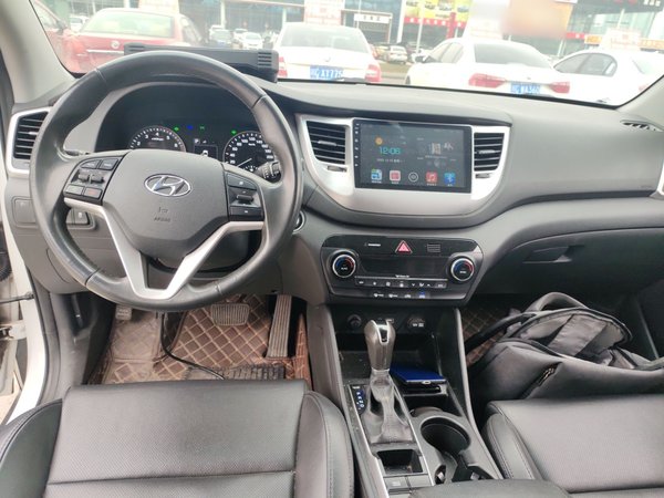Hyundai Tucson 2015, 116500 км, за 7340 USD - фото 13