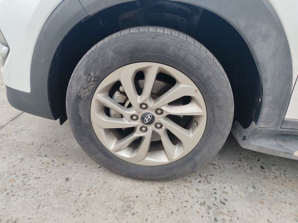 Hyundai Tucson 2015, 116500 км, за 7340 USD - фото 8