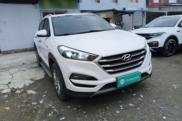 Hyundai Tucson 2015, 134100 км, за 7040 USD