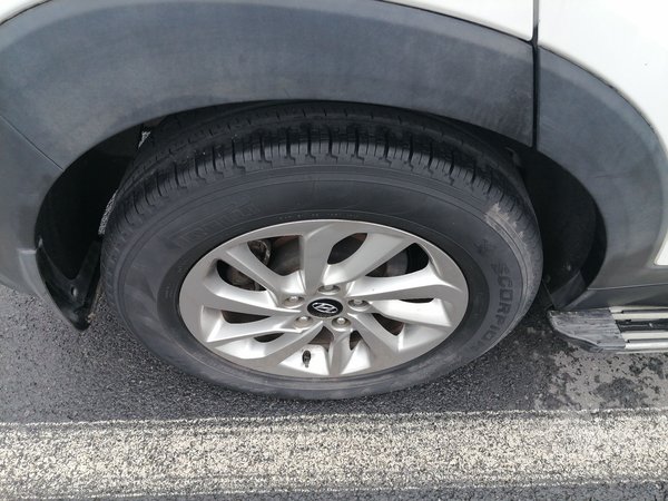 Hyundai Tucson 2015, 140900 км, за 7621 USD - фото 10