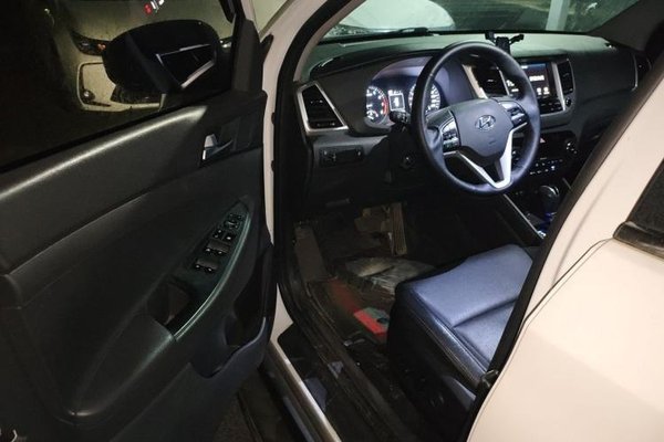 Hyundai Tucson 2015, 150500 км, за 7217 USD - фото 13