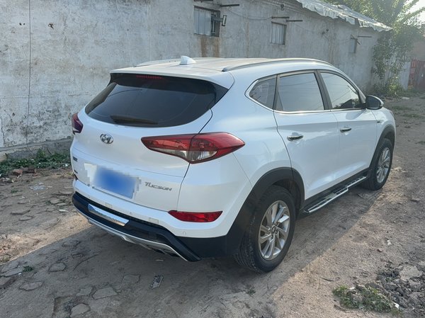 Hyundai Tucson 2015, 166100 км, за 6847 USD