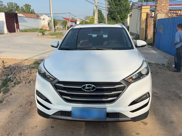 Hyundai Tucson 2015, 166100 км, за 6847 USD