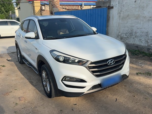 Hyundai Tucson 2015, 166100 км, за 6847 USD