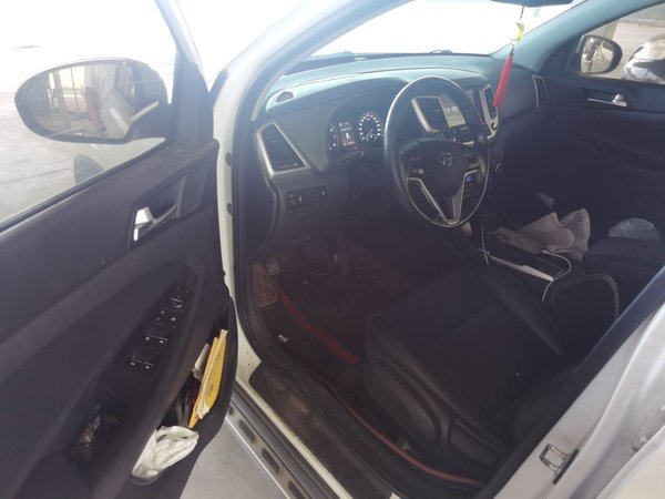 Hyundai Tucson 2015, 200700 км, за 6578 USD - фото 13