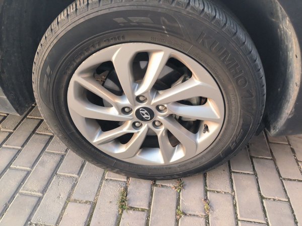 Hyundai Tucson 2015, 61300 км, за 6978 USD - фото 8