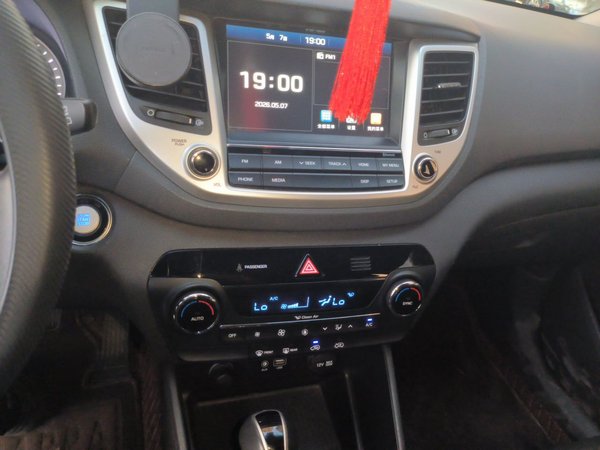Hyundai Tucson 2015, 61300 км, за 6978 USD - фото 14