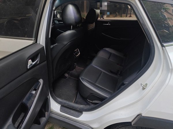 Hyundai Tucson 2019, 53200 км, за 9451 USD - фото 18