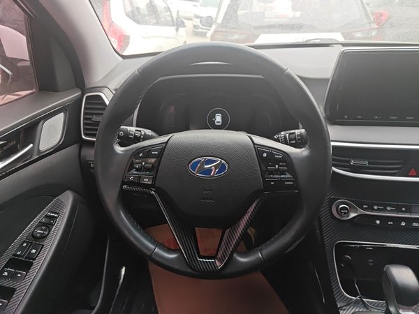 Hyundai Tucson 2019, 83400 км, за 11353 USD - фото 16