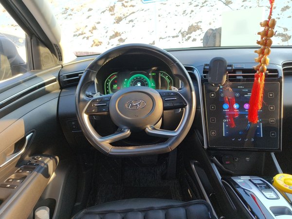 Hyundai Tucson 2021, 50000 км, за 13927 USD - фото 11