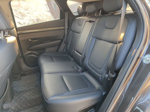 Hyundai Tucson 2021, 50000 км, за 13927 USD - фото 18