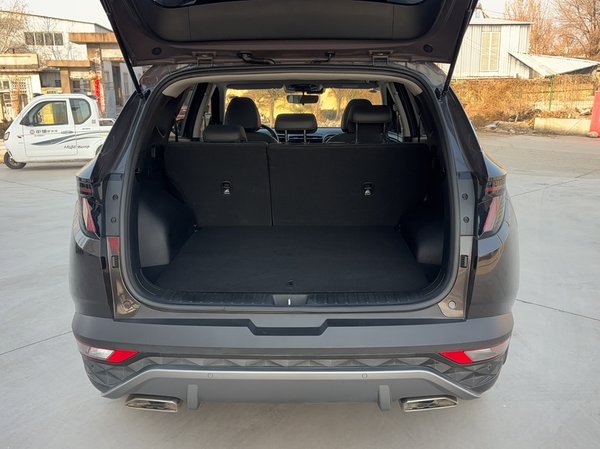 Hyundai Tucson 2021, 70800 км, за 13927 USD - фото 17