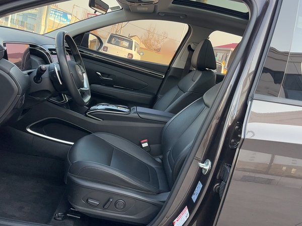 Hyundai Tucson 2021, 70800 км, за 13927 USD - фото 12