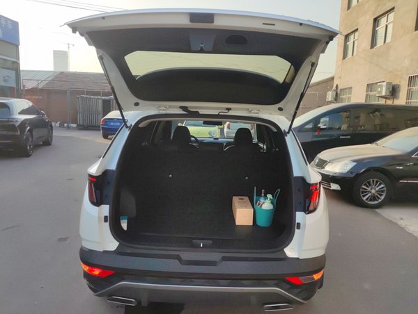 Hyundai Tucson 2021, 40000 км, за 15058 USD - фото 18