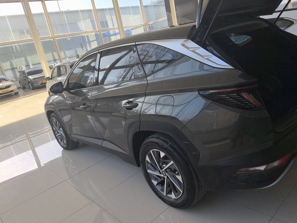 Hyundai Tucson 2022, 36000 км, за 14953 USD
