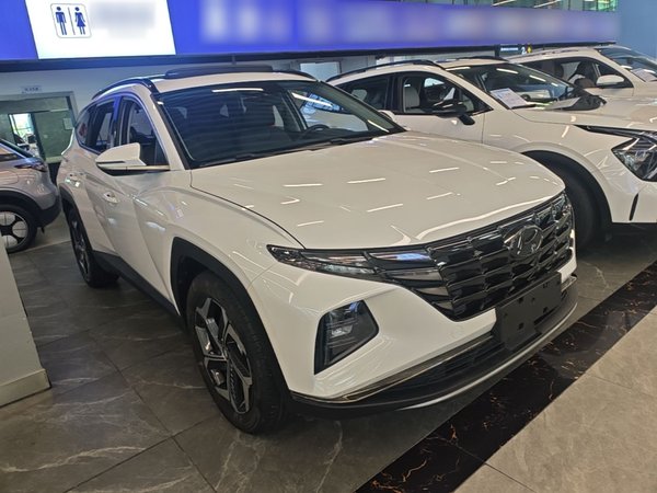 Hyundai Tucson 2023, 16100 км, за 16866 USD